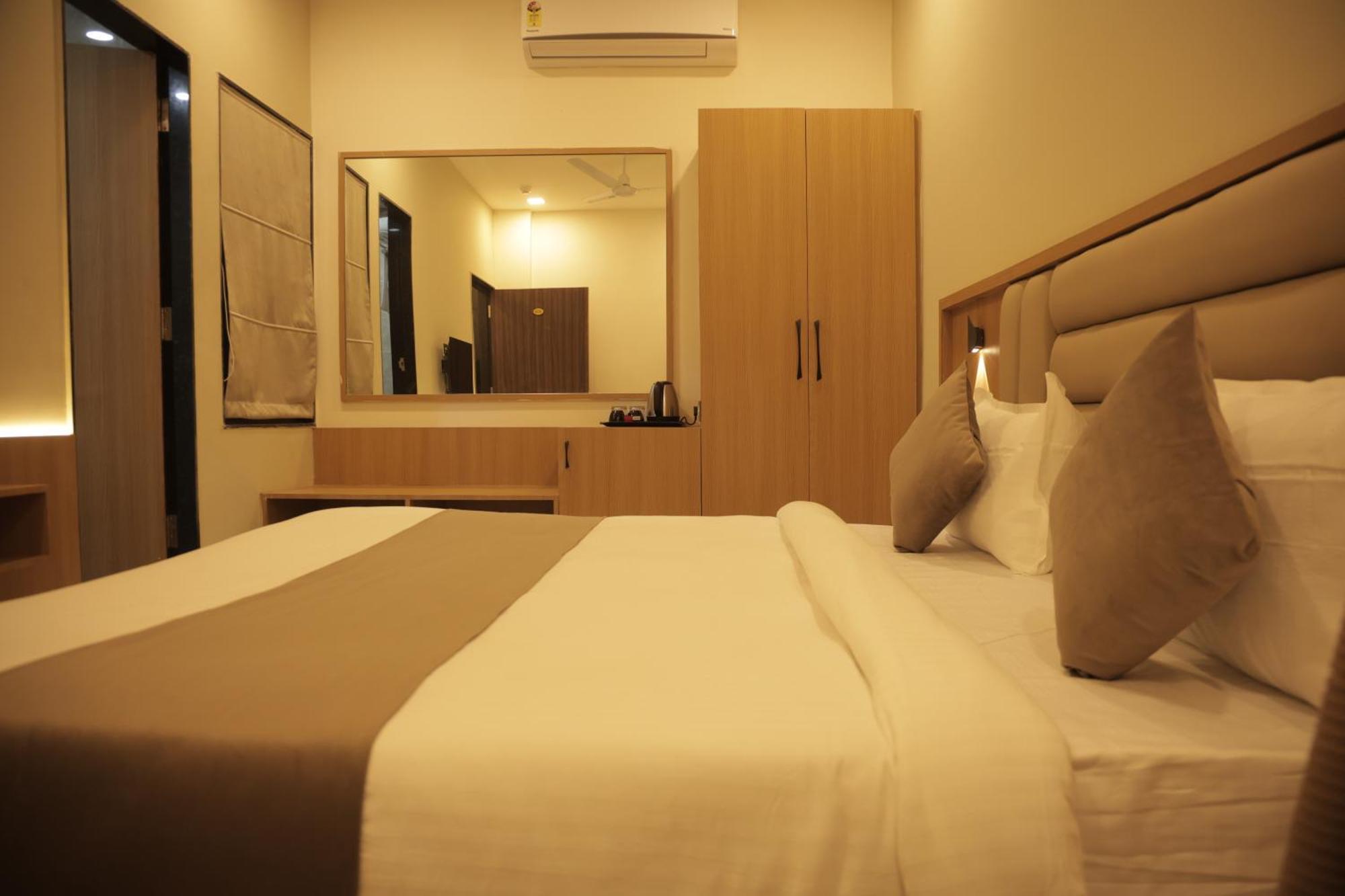 Hotel The Rainbow Inn Ουνταϊπούρ Εξωτερικό φωτογραφία