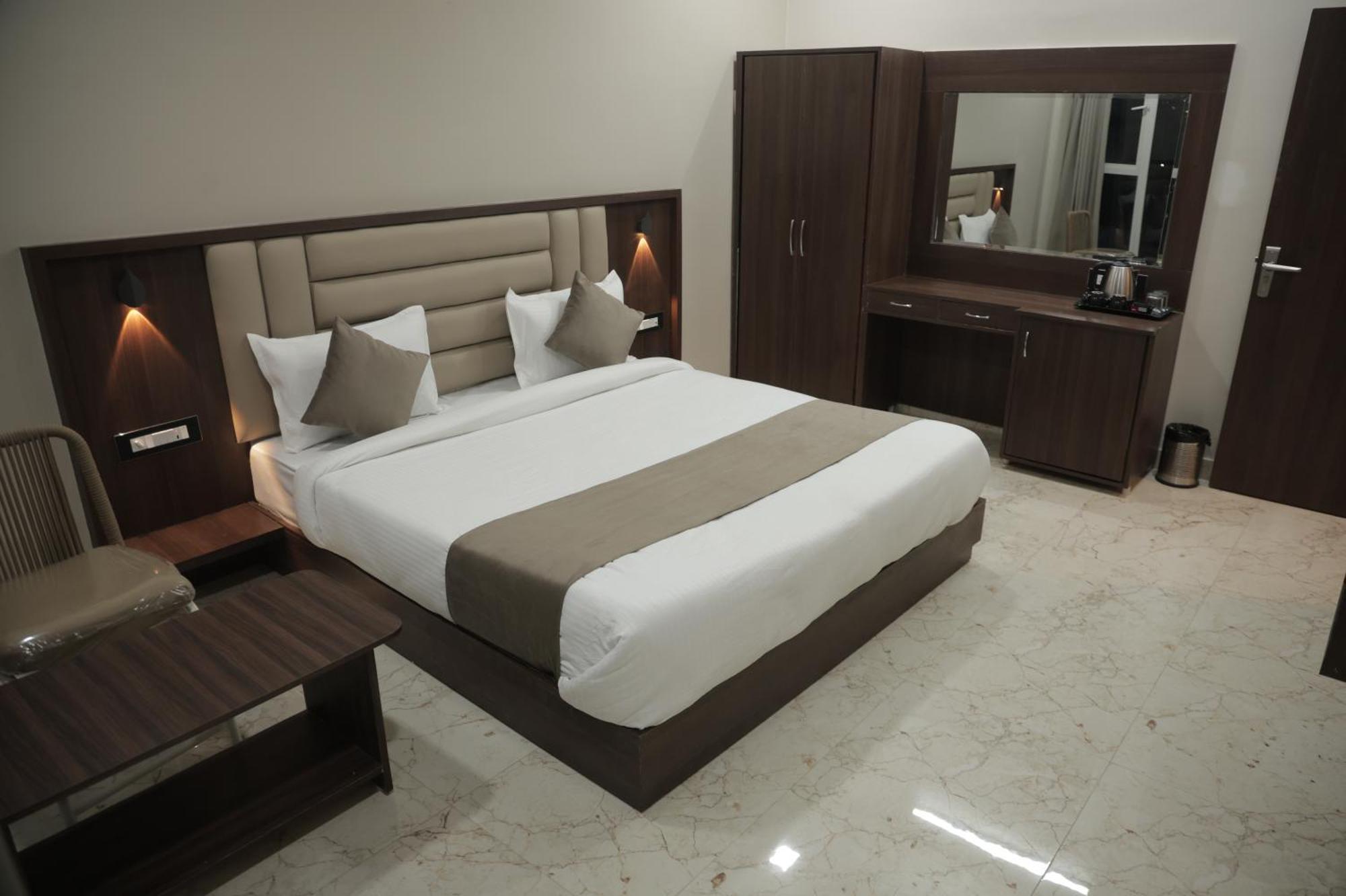 Hotel The Rainbow Inn Ουνταϊπούρ Εξωτερικό φωτογραφία